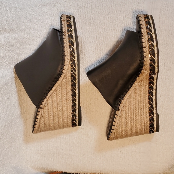 Karl Lagerfeld Shoes - Karl Lagerfeld Women’s Black Carina Espadrille Wedge Sandal 8.5